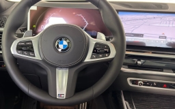 BMW X7 xDrive40i Sports Activity Vehicle 2026