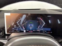 BMW X7 xDrive40i Sports Activity Vehicle 2026