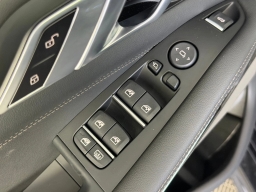 BMW X7 xDrive40i Sports Activity Vehicle 2026