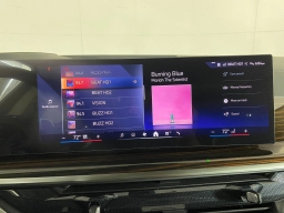 BMW X7 xDrive40i Sports Activity Vehicle 2026