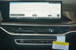 BMW X7 xDrive40i Sports Activity Vehicle 2026