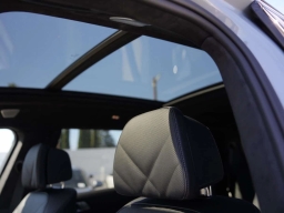 BMW X7 xDrive40i Sports Activity Vehicle 2026