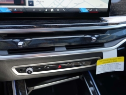 BMW X7 xDrive40i Sports Activity Vehicle 2026