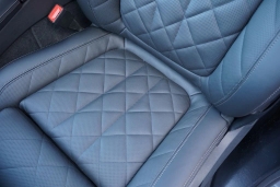 BMW X7 xDrive40i Sports Activity Vehicle 2026