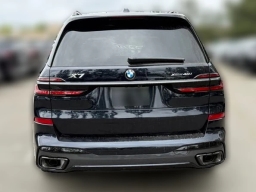 BMW X7 xDrive40i Sports Activity Vehicle 2026