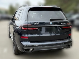 BMW X7 xDrive40i Sports Activity Vehicle 2026