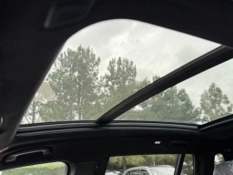 BMW X7 xDrive40i Sports Activity Vehicle 2026