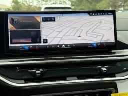 BMW X7 xDrive40i Sports Activity Vehicle 2026