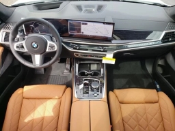 BMW X7 xDrive40i Sports Activity Vehicle 2026