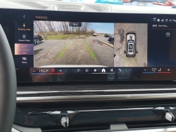 BMW X7 xDrive40i Sports Activity Vehicle 2026