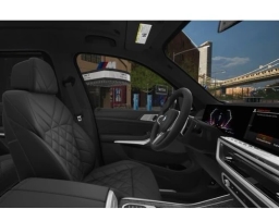 BMW X7 xDrive40i Sports Activity Vehicle 2026