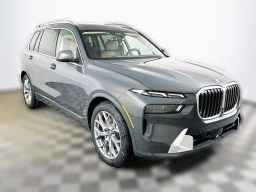 BMW X7 xDrive40i Sports Activity Vehicle 2026