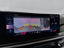 BMW X7 xDrive40i Sports Activity Vehicle 2026