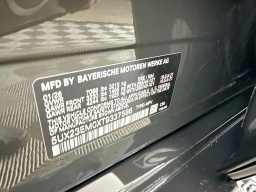 BMW X7 xDrive40i Sports Activity Vehicle 2026