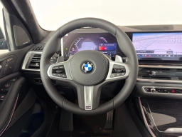 BMW X7 xDrive40i Sports Activity Vehicle 2026