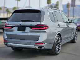 BMW X7 xDrive40i Sports Activity Vehicle 2026