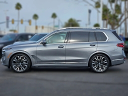 BMW X7 xDrive40i Sports Activity Vehicle 2026