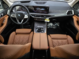 BMW X7 xDrive40i Sports Activity Vehicle 2026