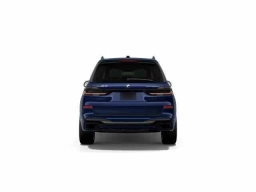 BMW X7 xDrive40i Sports Activity Vehicle 2026