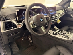 BMW X7 xDrive40i Sports Activity Vehicle 2026