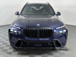 BMW X7 xDrive40i Sports Activity Vehicle 2026