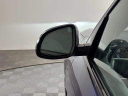 BMW X7 xDrive40i Sports Activity Vehicle 2026