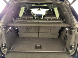 BMW X7 xDrive40i Sports Activity Vehicle 2026