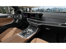 BMW X7 xDrive40i Sports Activity Vehicle 2026