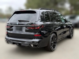 BMW X7 xDrive40i Sports Activity Vehicle 2026