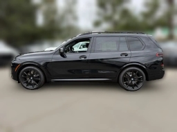 BMW X7 xDrive40i Sports Activity Vehicle 2026