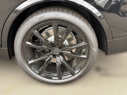 BMW X7 xDrive40i Sports Activity Vehicle 2026