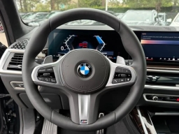 BMW X7 xDrive40i Sports Activity Vehicle 2026