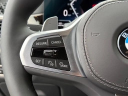 BMW X7 xDrive40i Sports Activity Vehicle 2026