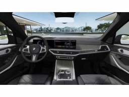 BMW X7 xDrive40i Sports Activity Vehicle 2026
