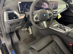 BMW X7 xDrive40i Sports Activity Vehicle 2026