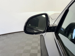 BMW X7 xDrive40i Sports Activity Vehicle 2026