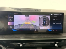 BMW X7 xDrive40i Sports Activity Vehicle 2026