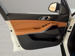 BMW X5 xDrive40i Sports Activity Vehicle 2026