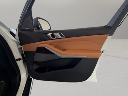 BMW X5 xDrive40i Sports Activity Vehicle 2026