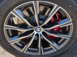 BMW X5 xDrive40i Sports Activity Vehicle 2026