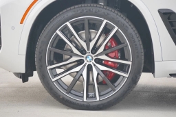 BMW X5 xDrive40i Sports Activity Vehicle 2026