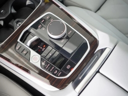 BMW X5 xDrive40i Sports Activity Vehicle 2026