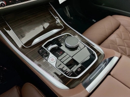 BMW X5 xDrive40i Sports Activity Vehicle 2026