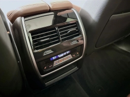 BMW X5 xDrive40i Sports Activity Vehicle 2026