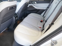 BMW X5 xDrive40i Sports Activity Vehicle 2026