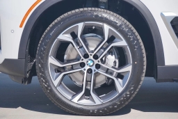 BMW X5 xDrive40i Sports Activity Vehicle 2026