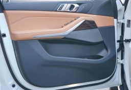 BMW X5 xDrive40i Sports Activity Vehicle 2026