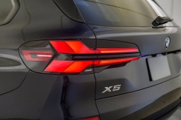 BMW X5 xDrive40i Sports Activity Vehicle 2026