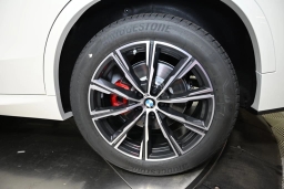 BMW X5 xDrive40i Sports Activity Vehicle 2026