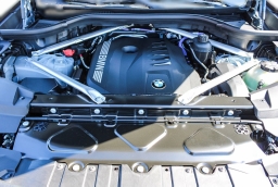 BMW X5 xDrive40i Sports Activity Vehicle 2026